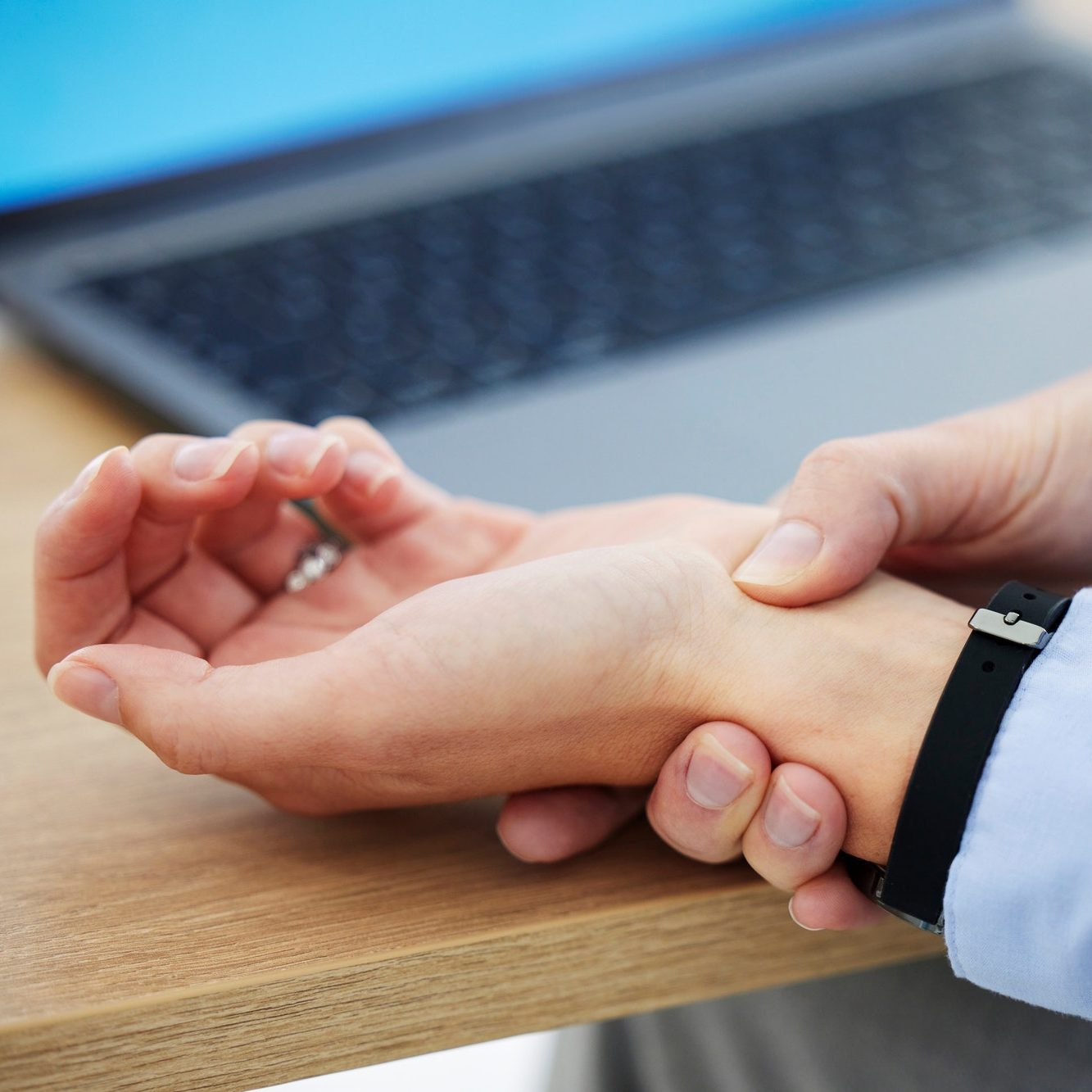 Traitement du Syndrome du Tunnel Carpien Clinique TAGMED